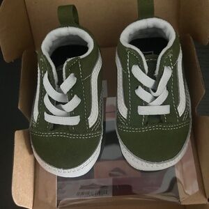 Vans Infant Old Skool Crib Shoes (Pesto) - new in box!